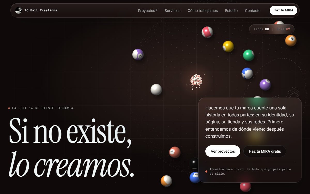 Portada del sitio de 16 Ball Creations: una mesa de pool con las bolas en juego y el titular «Si no existe, lo creamos»